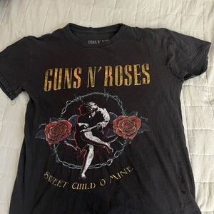 Guns N’ Roses band t-shirt